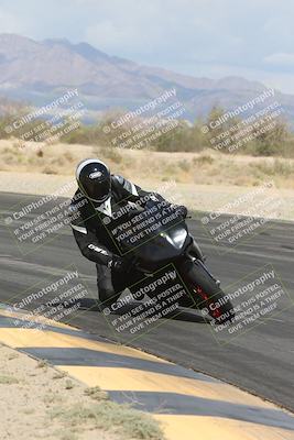 media/May-05-2025-Moto Forza (Mon) [[3c1838c5e5]]/2-B Group/Session 2 (Turn 7 Inside)/